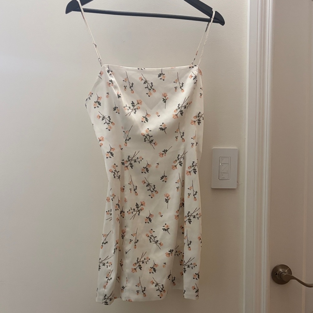 Sunday Best Ivory Floral Patterned Dress